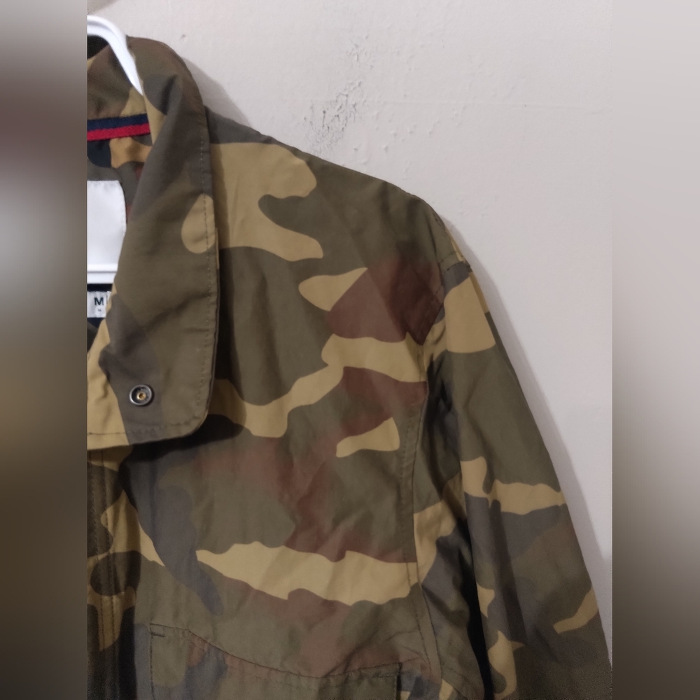 MEN'S Herschel Supply Co. Field Woodland Camo Rain Jacket size MEDIUM - Picture 5 of 12